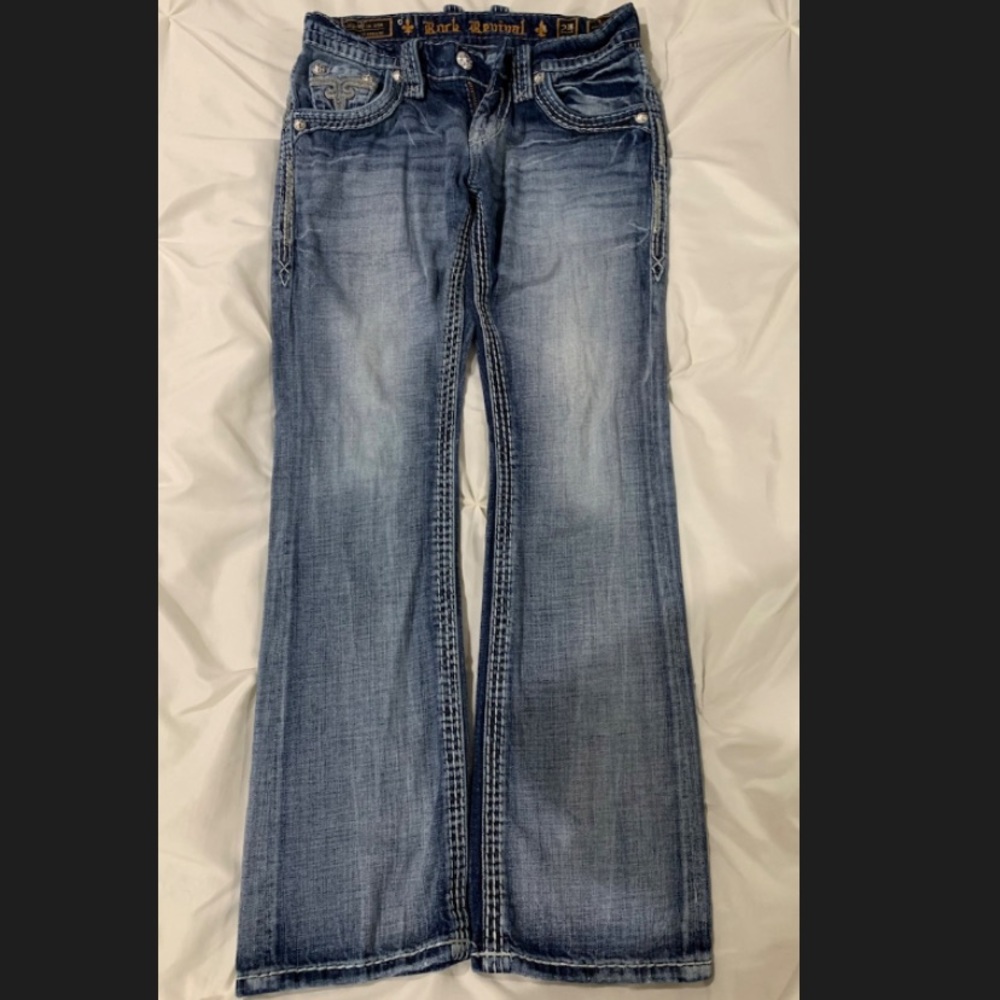 Size 29 Loic Rock Revival men’s Slim boot jeans